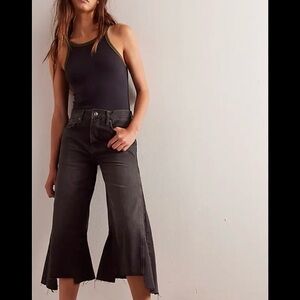 WE THE FREE Black Cropped Wide-Leg Jeans